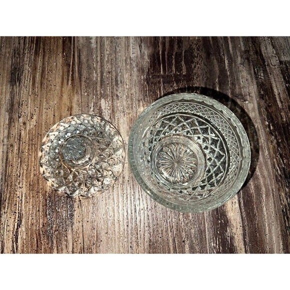 Vtg. Pineapple Shaped Glass set, Wexford Pressed Glass, Kitchen Decor, 6 Piece - Picture 11 of 12